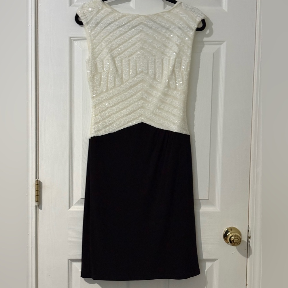 NWT Ralph Lauren Black and Cream sequin and jersey dress size 4 - Picture 1 of 5